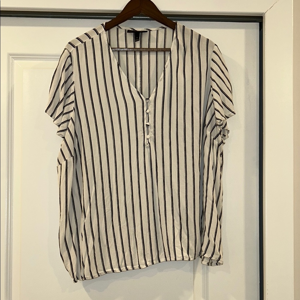 Lane Bryant Black and White Polo Collar Blouse Relaxed Fit